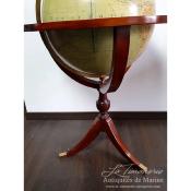 Grand globe de parquet par Girard Barrere & Thomas ca 1934 